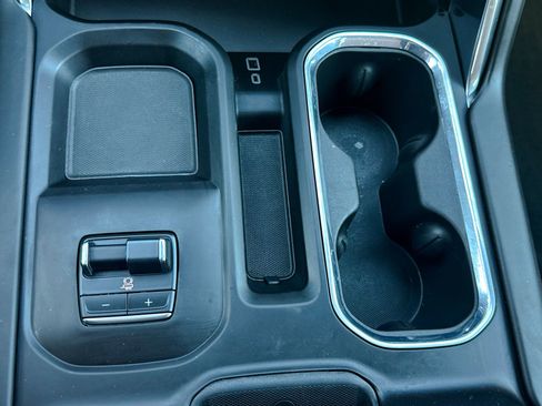 Certified 2024 GMC Sierra 2500 Denali Ultimate image 32