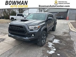 Used 2017 Toyota Tacoma TRD Sport w/ Tow Package (A/T) video 1