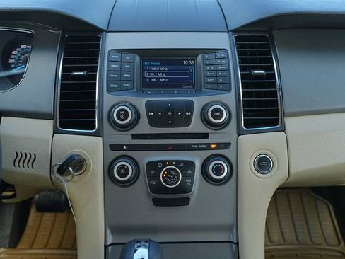 Used 2019 Ford Taurus SE FWD image 29