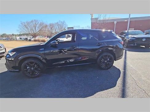 Certified 2025 Acura ADX A-Spec image 28