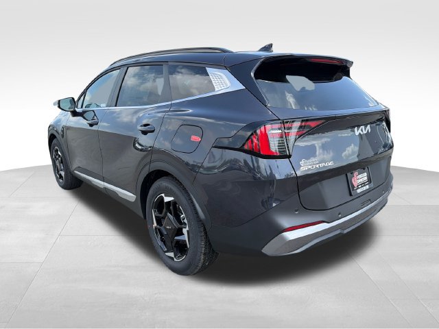 Certified 2026 Kia Sportage EX w/ EX Panorama Roof Package FWD image 5