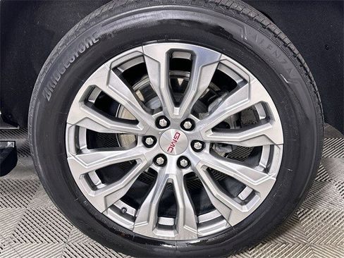 Used 2022 GMC Yukon XL Denali w/ Max Trailering Package image 33