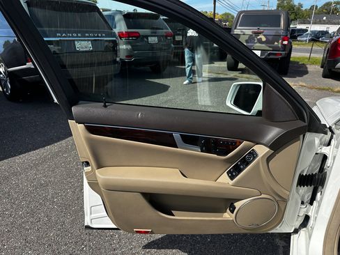 Used 2013 Mercedes-Benz C 300 4MATIC Sedan image 14