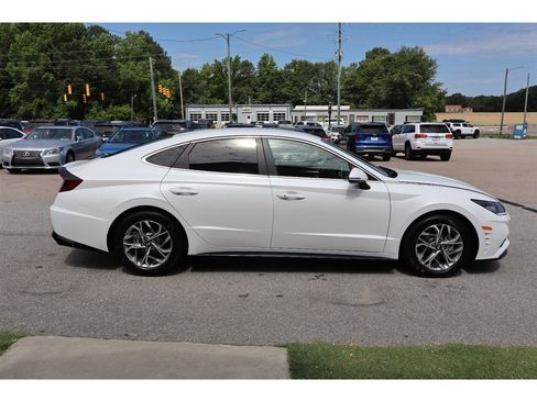 Used 2022 Hyundai Sonata SEL FWD image 6