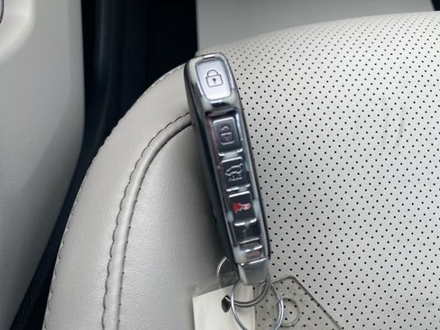 Used 2020 Kia Telluride S AWD/4WD image 26