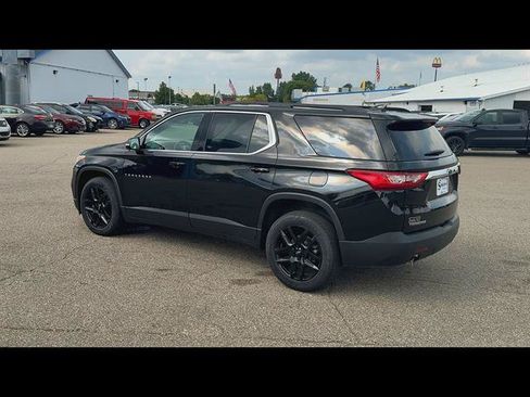 Used 2020 Chevrolet Traverse LT FWD image 34