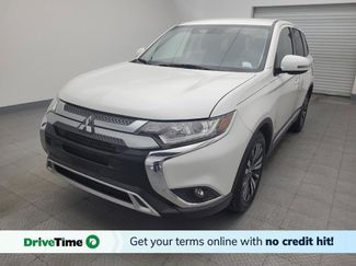 Used 2020 Mitsubishi Outlander SE image 1