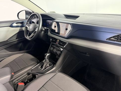 Used 2024 Volkswagen Taos SE FWD image 14
