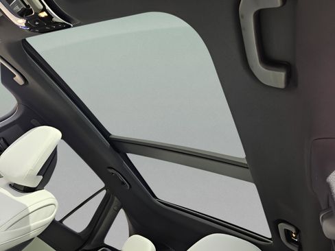 New 2026 Mercedes-Benz GLC 300 image 28