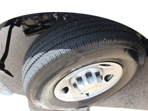 Used 2025 Chevrolet Express 3500 LS RWD image 25