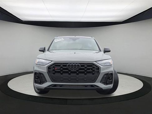 Certified 2023 Audi SQ5 Prestige w/ Prestige Package image 2