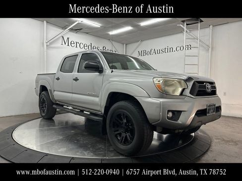 Used 2015 Toyota Tacoma PreRunner w/ SR5 Package RWD image 1