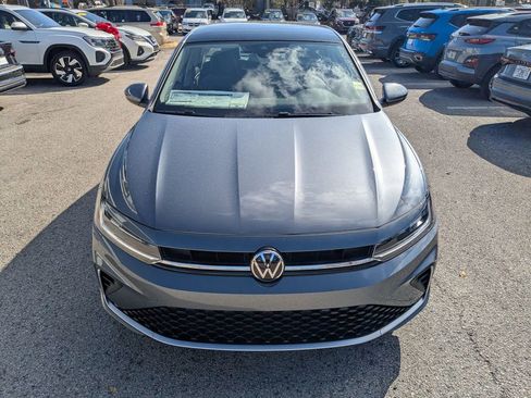 New 2026 Volkswagen Jetta SE image 9