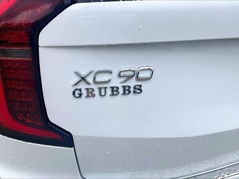 New 2026 Volvo XC90 T8 Plus w/ Protection Package Premier AWD/4WD image 44