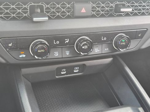 Certified 2024 Honda Accord EX image 27