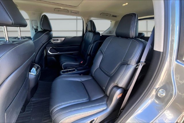 Used 2026 INFINITI QX80 Luxe RWD image 25
