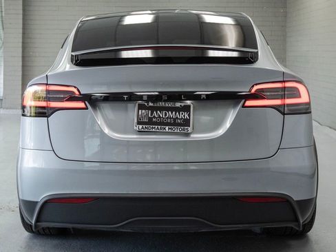 Used 2024 Tesla Model X image 37
