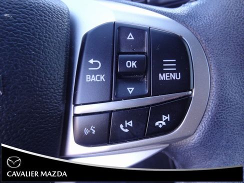 Used 2023 Ford Explorer XLT w/ Equipment Group 202A image 25