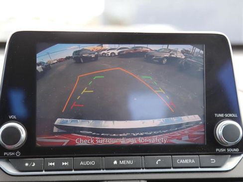 Used 2021 Nissan Altima 2.5 SV w/ SV Premium Package image 18