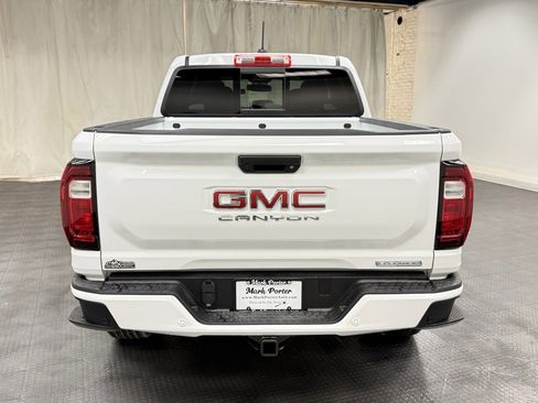 New 2026 GMC Canyon Elevation w/ Convenience Package image 4