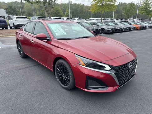 New 2025 Nissan Altima 2.5 SV w/ SV Special Edition Package image 1