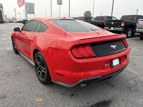 Used 2019 Ford Mustang Premium image 9