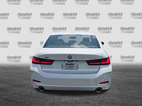 New 2026 BMW 330i xDrive Sedan w/ Premium Package AWD/4WD image 9