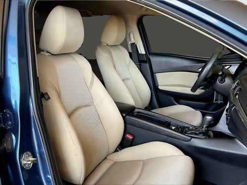 Used 2017 MAZDA MAZDA3 Sport image 7