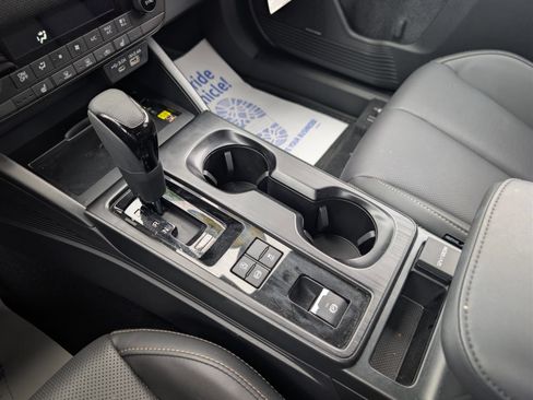 Certified 2026 Subaru Outback Limited AWD/4WD image 18