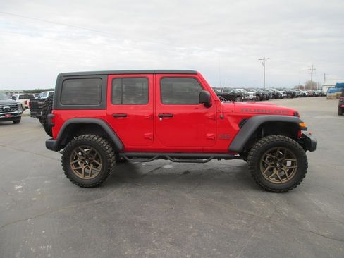 Used 2021 Jeep Wrangler Unlimited Rubicon image 4