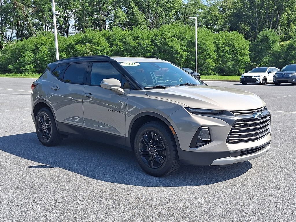 Used 2021 Chevrolet Blazer LT AWD/4WD image 3