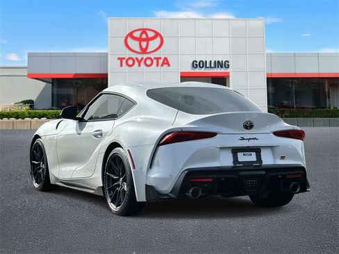 Certified 2023 Toyota Supra Premium w/ Driver Assist Package image 4