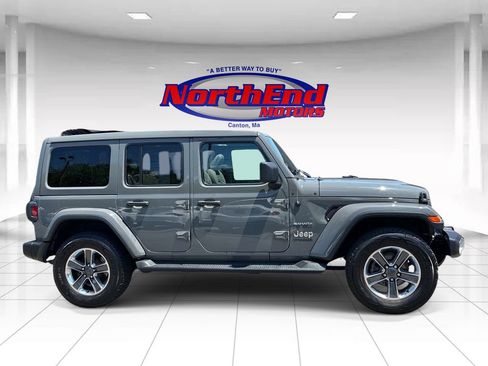 Used 2021 Jeep Wrangler Unlimited Sahara w/ Cold Weather Group AWD/4WD image 8