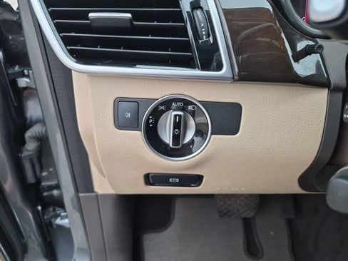 Used 2018 Mercedes-Benz GLE 350 4MATIC image 34