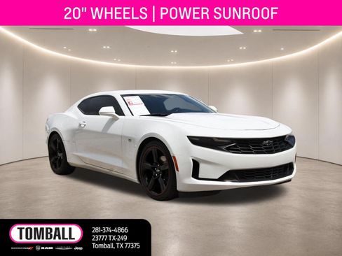 Used 2022 Chevrolet Camaro LT RWD image 1