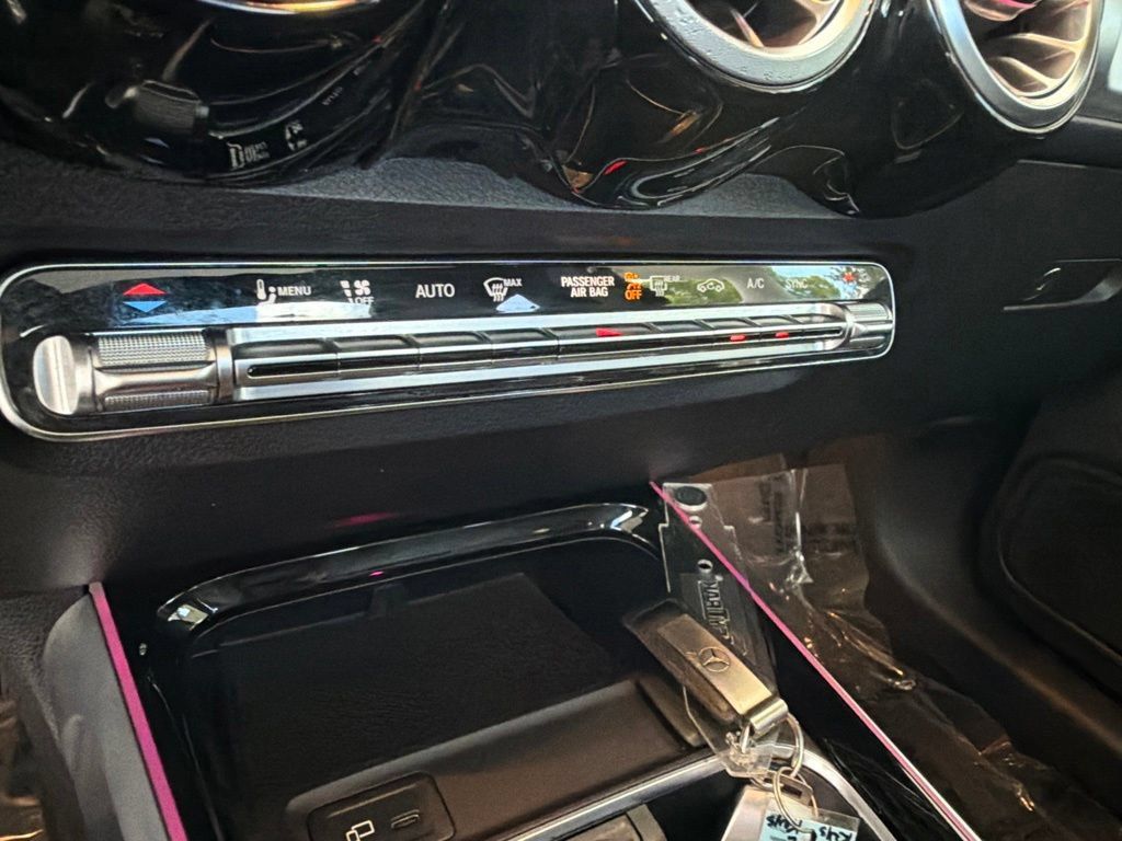 Used 2022 Mercedes-Benz GLB 250 image 50
