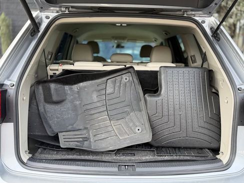 Used 2024 Volkswagen Atlas SE image 19