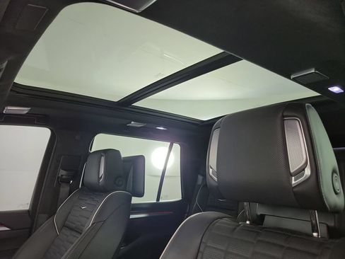 Certified 2025 Cadillac Escalade V w/ LPO, Floor Liner Package AWD/4WD image 20