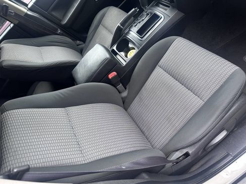 Used 2009 Jeep Grand Cherokee Laredo image 15