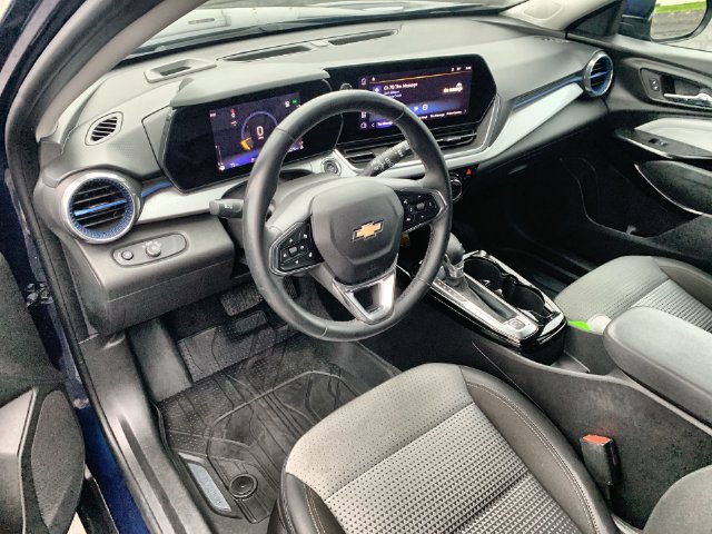 Certified 2024 Chevrolet Trax LT w/ Driver Confidence Package FWD image 10