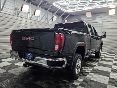 Used 2024 GMC Sierra 2500 Pro AWD/4WD image 6