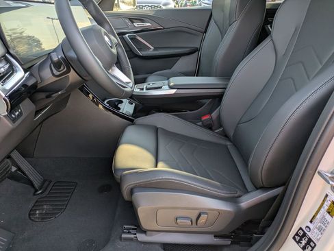 New 2026 BMW X2 xDrive28i AWD/4WD image 12