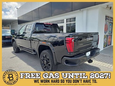 New 2026 GMC Sierra 2500 Denali Ultimate w/ LPO, Black Badging Package AWD/4WD image 5