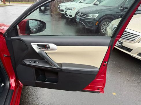 Used 2011 Lexus CT 200h Premium w/ Premium Audio Pkg image 14