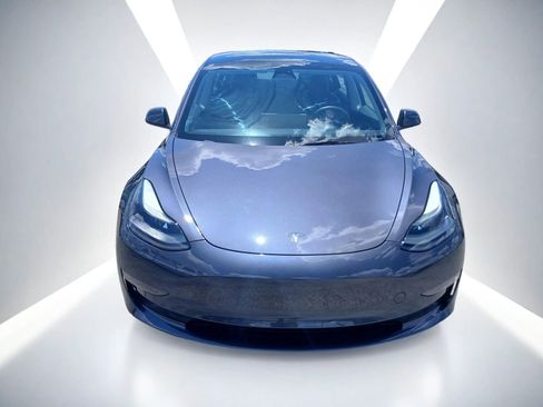 Used 2023 Tesla Model 3 Standard Range RWD image 3