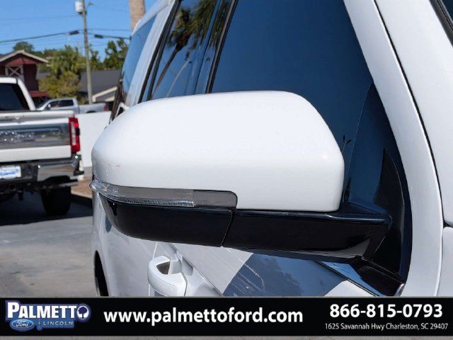 Used 2024 Ford Expedition XLT RWD image 12