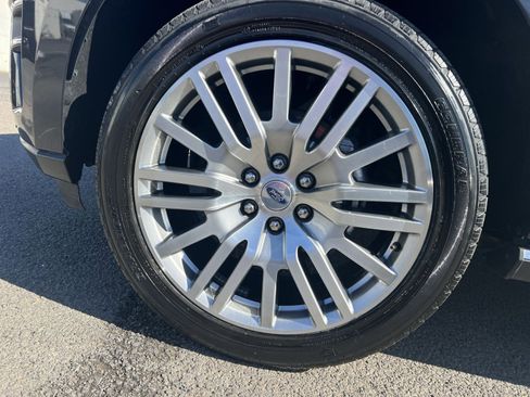 Used 2024 Ford Expedition Max Limited image 12