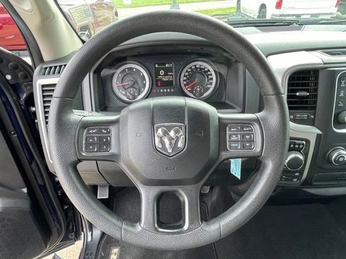 Used 2018 RAM 1500 Classic SLT AWD/4WD image 13