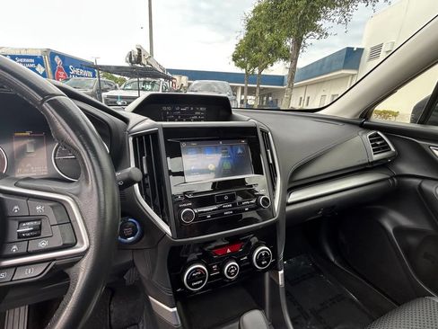Used 2020 Subaru Forester Premium AWD/4WD image 16