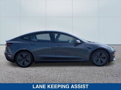 Used 2023 Tesla Model 3 Standard Range image 6